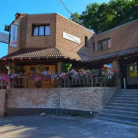 Hotel Avalon 2*